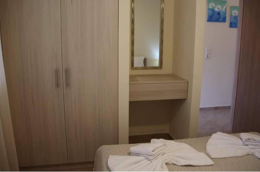 Xanthiotis Apartments Skala Rachoni  エクステリア 写真