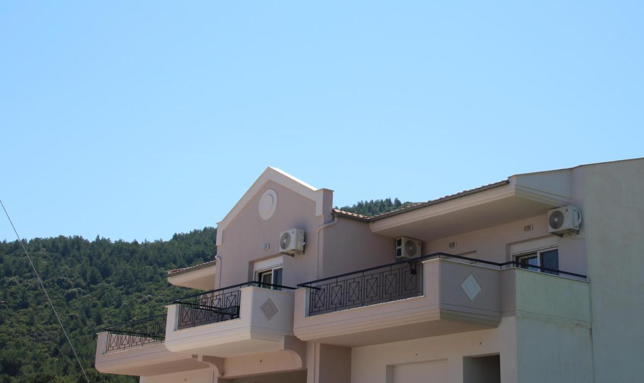 Xanthiotis Apartments Skala Rachoni  エクステリア 写真